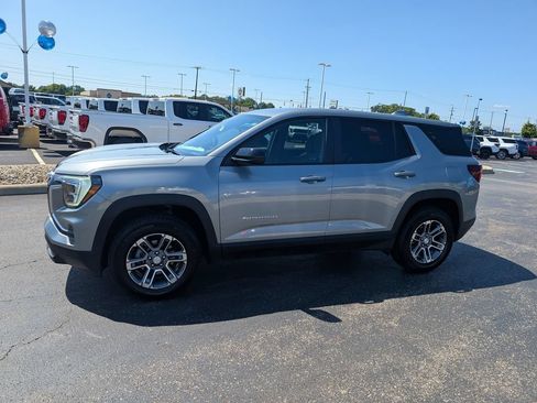 Used 2025 GMC Terrain Elevation AWD/4WD image 4