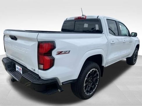 New 2026 Chevrolet Colorado Z71 w/ Technology Package AWD/4WD image 7
