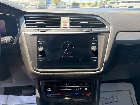 Used 2023 Volkswagen Tiguan SE image 24
