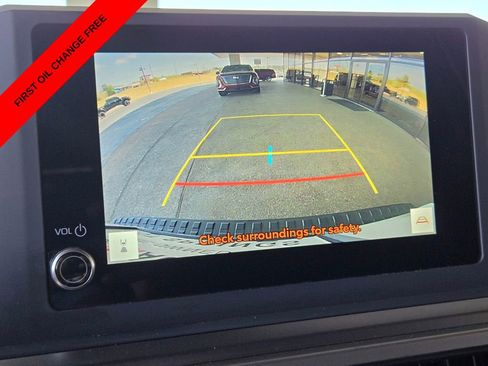 Used 2025 Toyota 4Runner SR5 AWD/4WD image 26