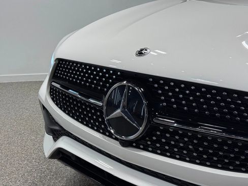 Used 2022 Mercedes-Benz GLC 300 4MATIC image 10