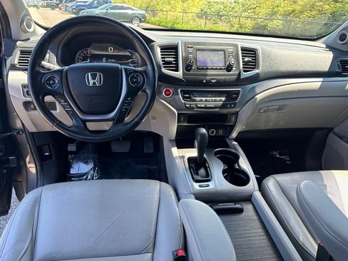 Used 2019 Honda Ridgeline RTL image 12