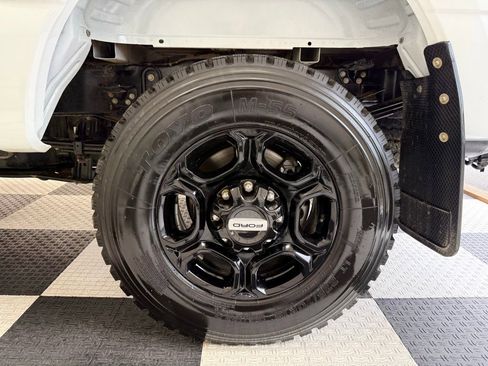 Used 2024 Ford F350 XLT w/ XLT Premium Package image 11