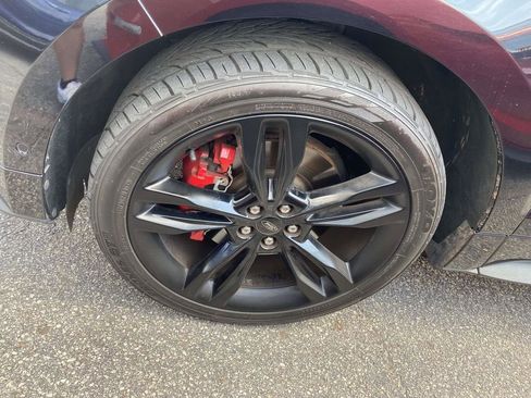 Used 2019 Ford Edge ST w/ Equipment Group 401A AWD/4WD image 4