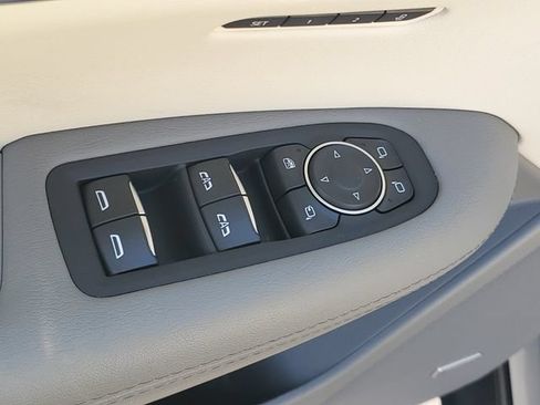 Certified 2024 Cadillac XT5 Premium Luxury AWD/4WD image 6