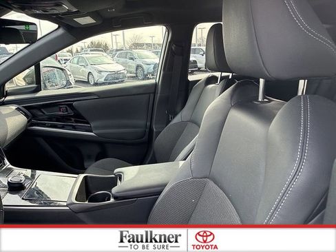 Used 2023 Toyota bZ4X XLE w/ Weather Package image 24