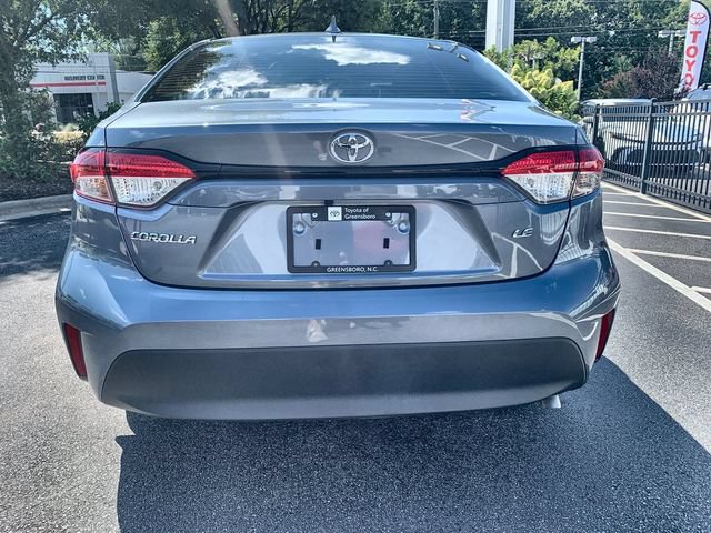 Used 2025 Toyota Corolla LE FWD image 7