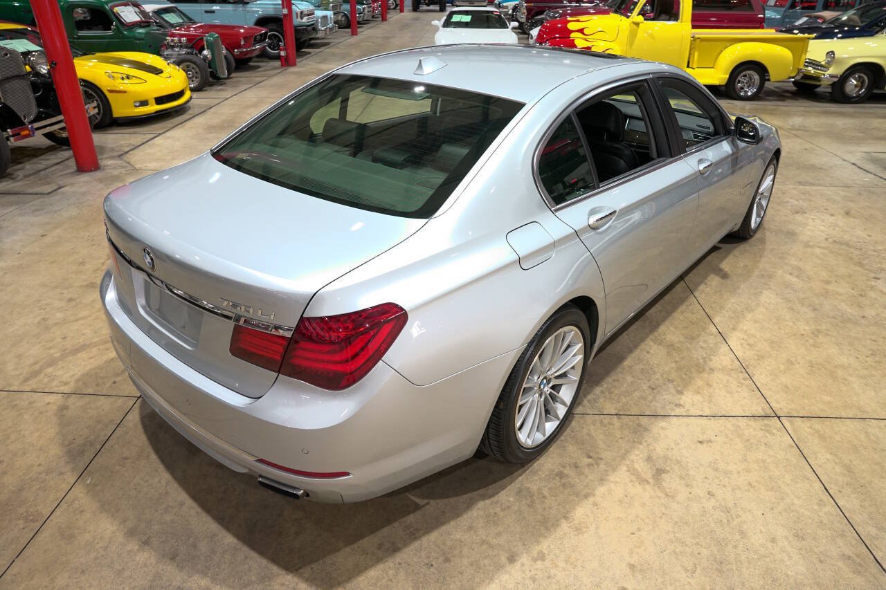 Used 2013 BMW 750Li xDrive AWD/4WD image 17