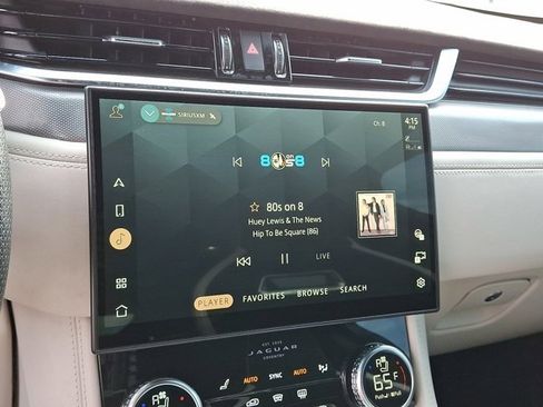 Used 2021 Jaguar F-PACE SVR image 23