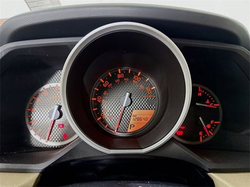 Used 2012 Toyota 4Runner SR5 image 17