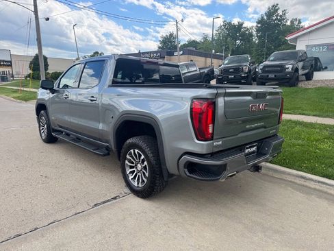 Used 2020 GMC Sierra 1500 AT4 w/ AT4 Premium Package AWD/4WD image 3
