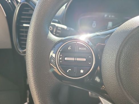 Used 2025 Kia Soul S image 17