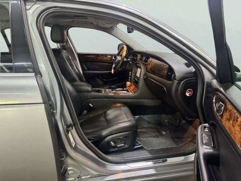 Used 2008 Jaguar XJ8 RWD image 41
