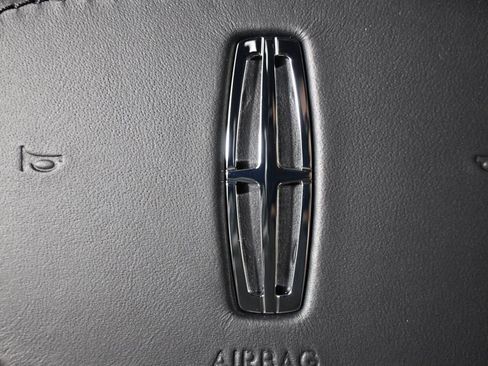 New 2026 Lincoln Navigator L Black Label AWD/4WD image 32