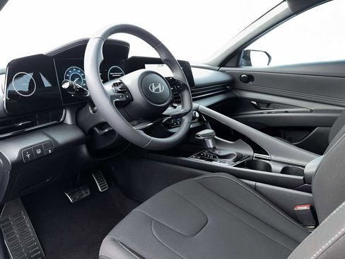 New 2026 Hyundai Elantra Sport image 14