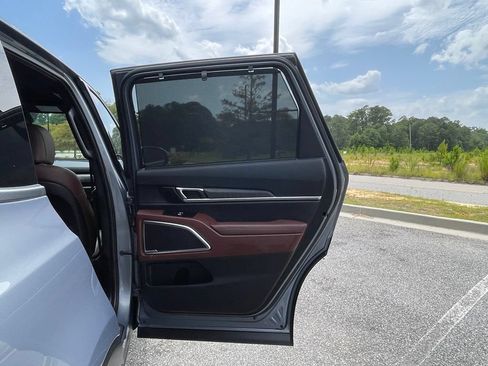 Used 2023 Kia Telluride SX FWD image 55