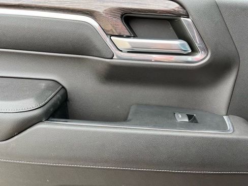 Used 2023 Chevrolet Silverado 1500 LTZ image 16