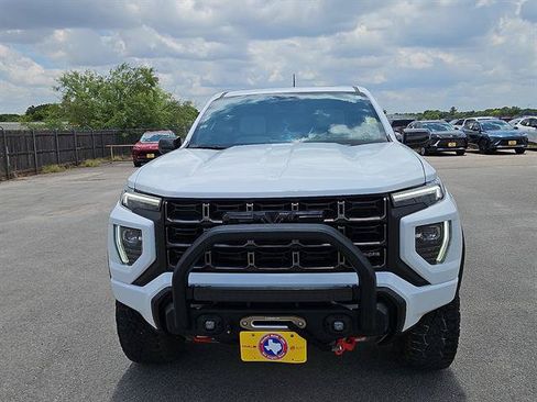 Certified 2023 GMC Canyon AT4X w/ Edition 1 AWD/4WD image 8