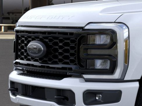 New 2026 Ford F350 Lariat w/ Black Appearance Package image 17