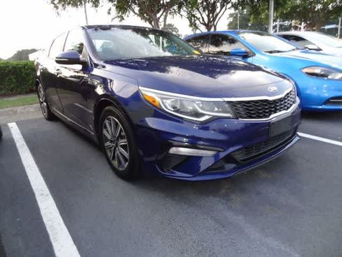 Used 2019 Kia Optima LX w/ LX 17" Wheel Package FWD image 3