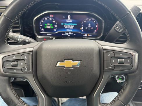 Used 2024 Chevrolet Silverado 2500 High Country w/ High Country Premium Package AWD/4WD image 18