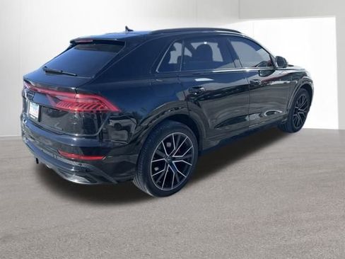Used 2019 Audi Q8 Prestige w/ Luxury Package image 9