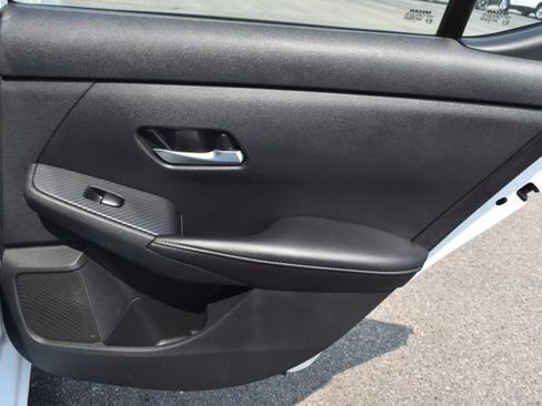 Used 2020 Nissan Sentra SV FWD image 35