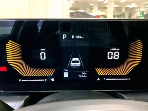 Used 2025 Kia K4 LXS image 25