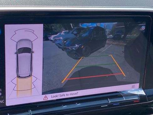Certified 2026 Volkswagen Atlas SE w/ Panoramic Sunroof Package FWD image 15