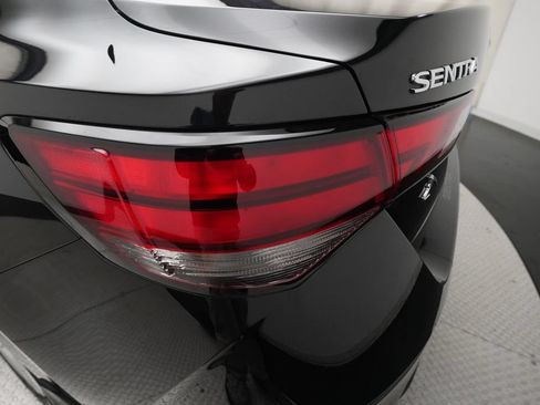 Certified 2022 Nissan Sentra S w/ Trunk Package FWD image 31