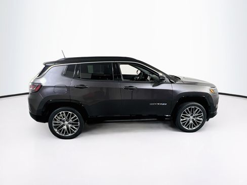 Used 2023 Jeep Compass Limited w/ Elite Group AWD/4WD image 4