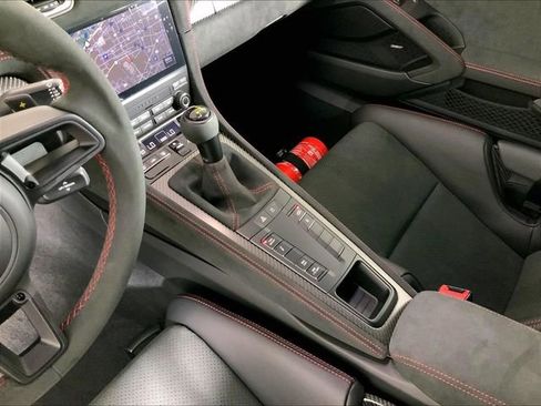 Used 2025 Porsche 718 Cayman GT4 RS image 14