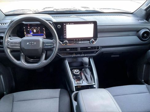 Used 2023 Chevrolet Colorado Trail Boss w/ Technology Package image 14