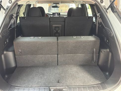 Used 2023 Mitsubishi Outlander ES FWD image 13