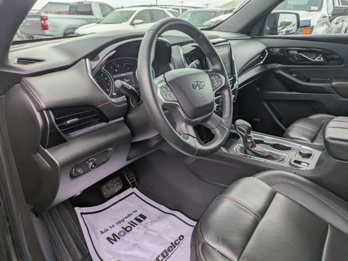 Certified 2023 Chevrolet Traverse RS image 9
