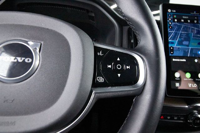 Certified 2026 Volvo XC60 B5 Plus AWD/4WD image 19