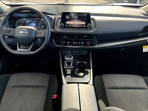 New 2026 Nissan Rogue SV image 5