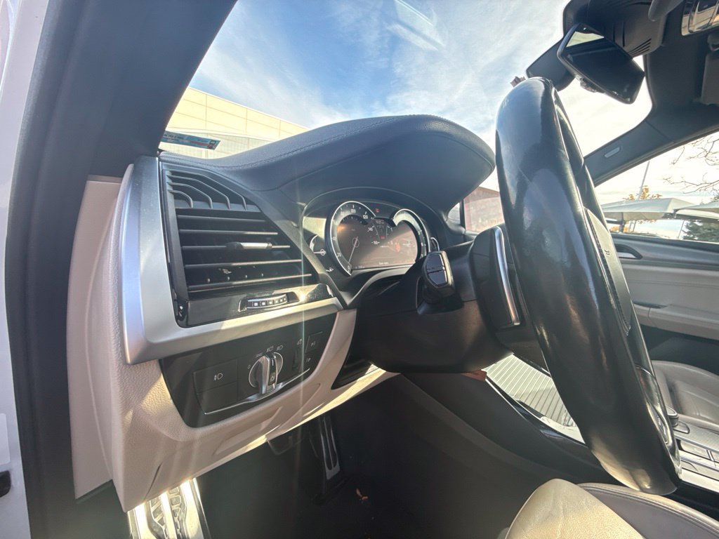 Used 2019 BMW X3 M40i w/ Parking Assistance Package AWD/4WD image 11
