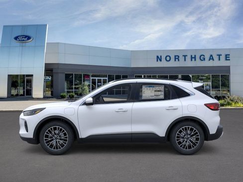 New 2025 Ford Escape SE w/ PHEV Premium Package image 4