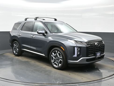 Used 2023 Hyundai Palisade Limited image 8