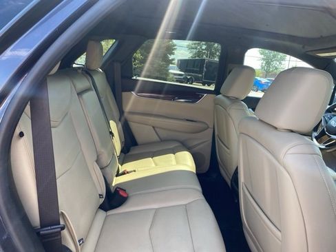 Used 2019 Cadillac XT5 Luxury image 24