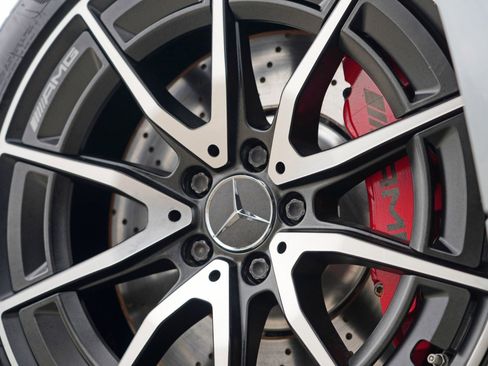 Used 2022 Mercedes-Benz SL 55 AMG AMG SL 55 w/ Driver Assistance Package image 60