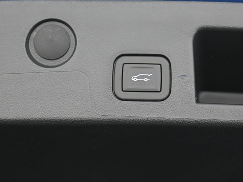 New 2026 Chevrolet Equinox RS w/ Safety and Technology Package AWD/4WD image 31