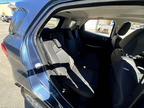 Used 2022 Ford EcoSport SE w/ SE Convenience Package image 16