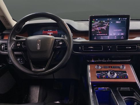 Used 2021 Lincoln Aviator Grand Touring w/ Equipment Group 302A AWD/4WD image 11