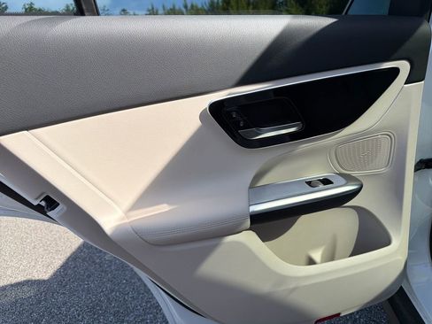 Used 2026 Mercedes-Benz GLC 300 4MATIC image 28