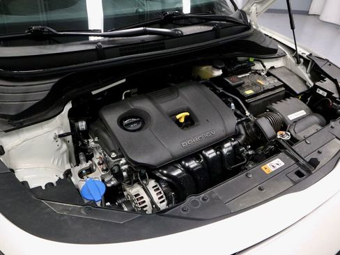 Used 2025 Kia Soul LX w/ LX Technology Package image 15