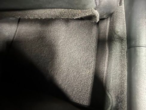 Used 2021 Nissan Versa SV image 22