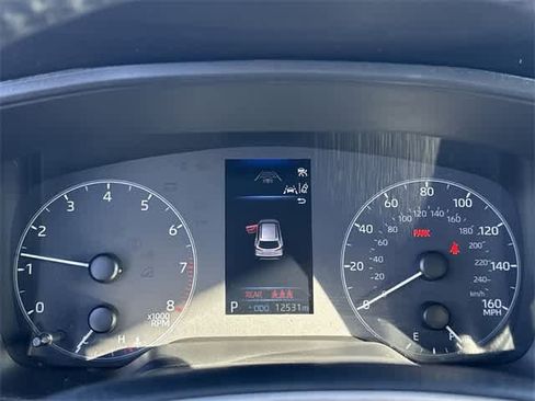 Used 2024 Toyota Corolla Cross LE image 6