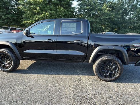 New 2026 Chevrolet Colorado Trail Boss AWD/4WD image 10